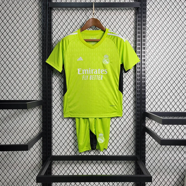 2023-24 Kids Real Madrid Green Goalkeeper  COURTOIS Football jersey