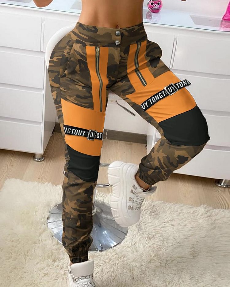Camouflage Letter Print Colorblock High Waist Cargo Pants P10436