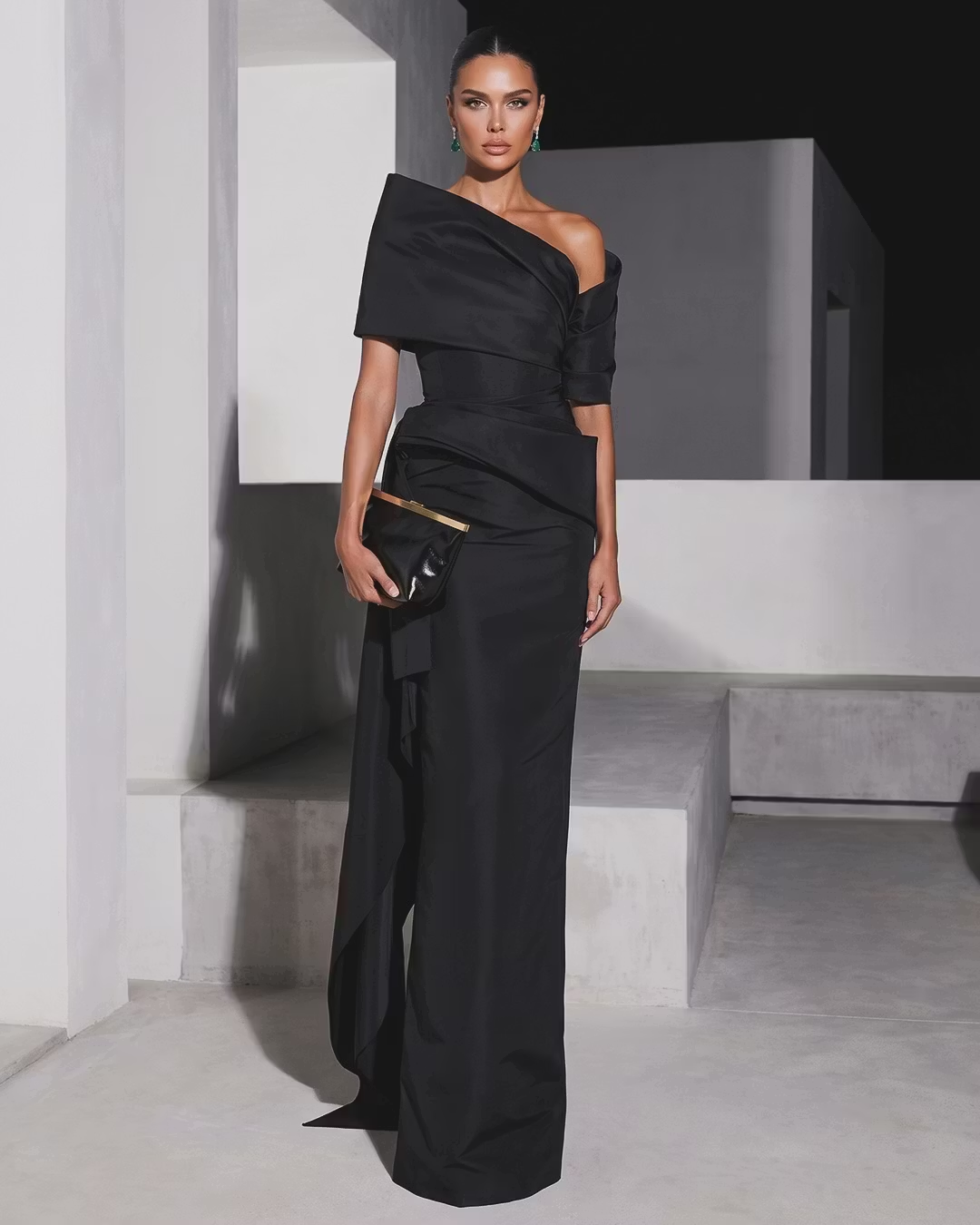 Daisda Charming Black Satin Asymmetric Off-The-Shoulder Floor Length Prom Dress With Train