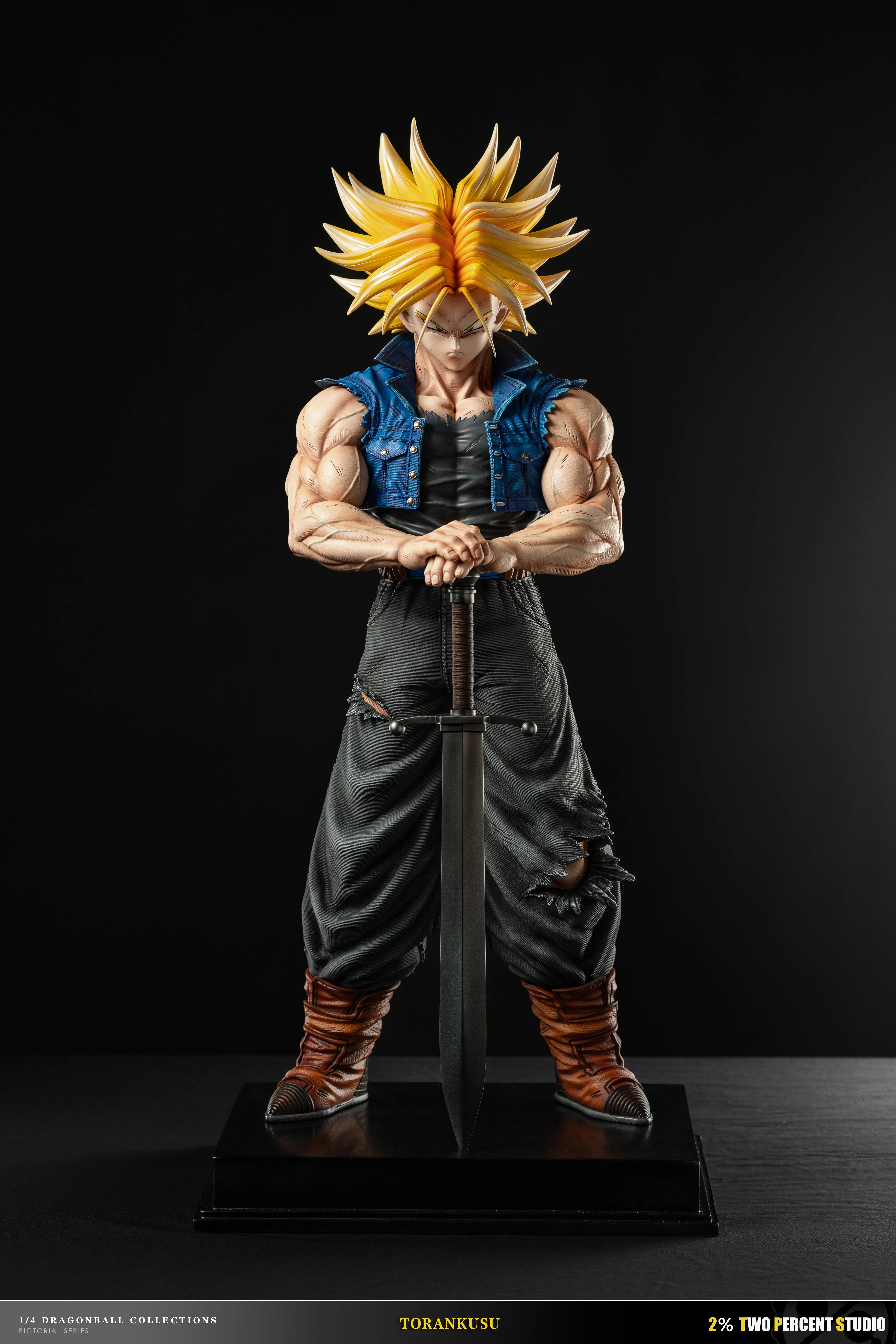 PRE-ORDER 2% Studio - Dragon Ball Future Trunks 1/4 Statue(GK)