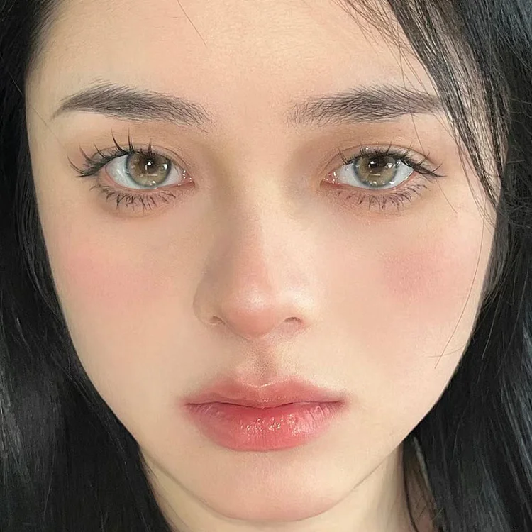 Aprileye Da Vinci Brown