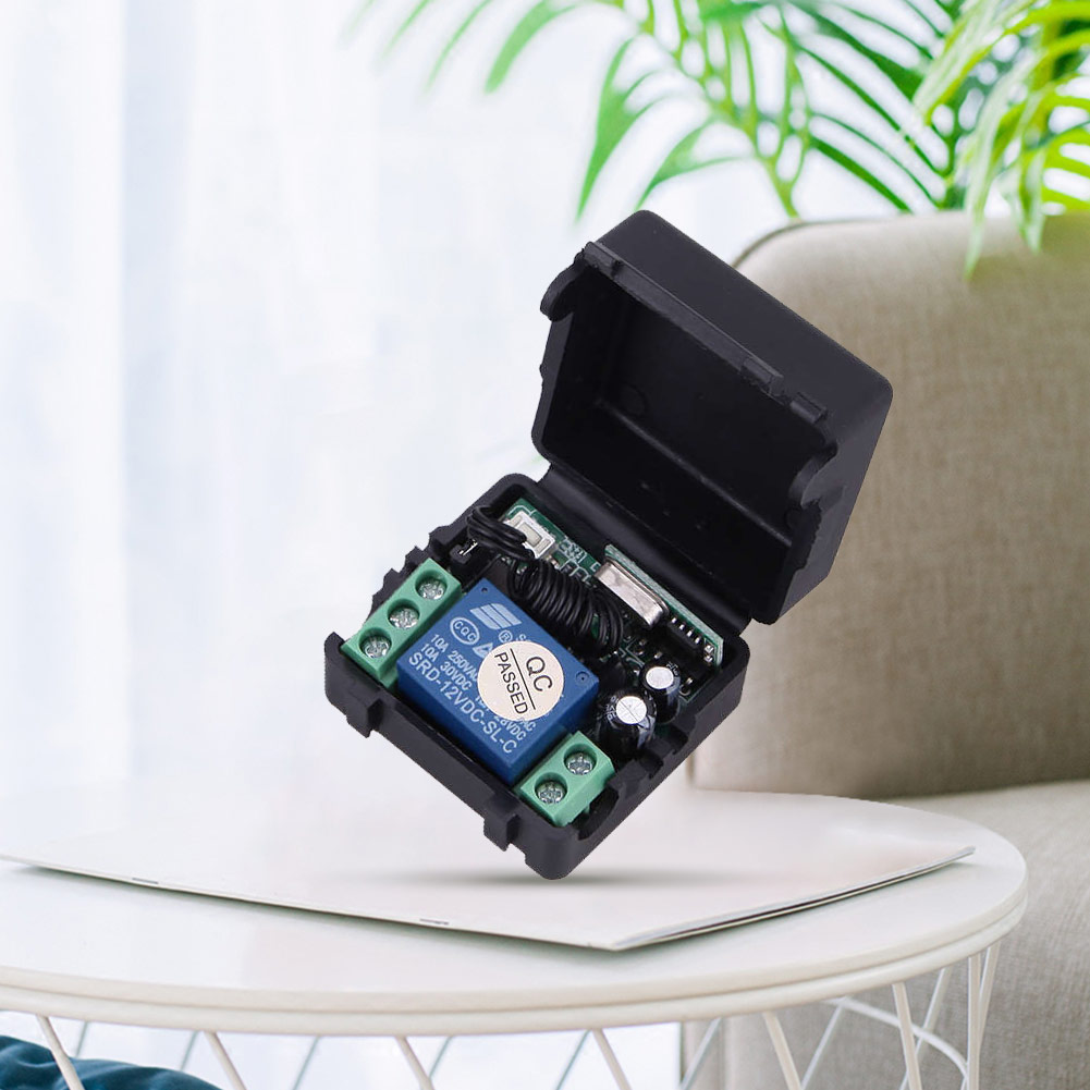Wireless Remote Control Switch DC12V 10A 433MHz Transmitter with Receiver, 501 Original
Wireless Remote Control Switch DC12V 10A 433MHz Transmitter with Receiver, 501 Original