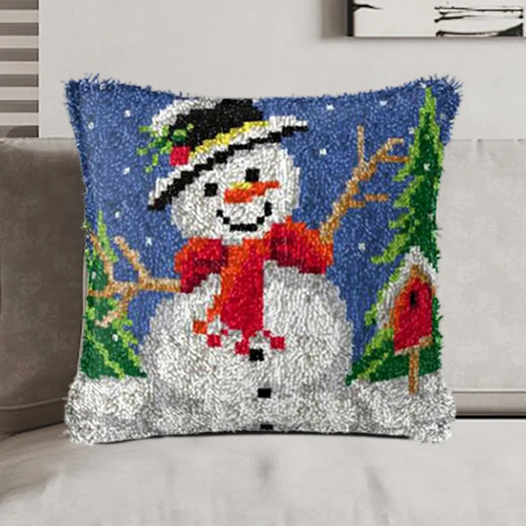 Snowman Pillowcase Latch Hook Kits for Adult, Beginner and Kid veirousa