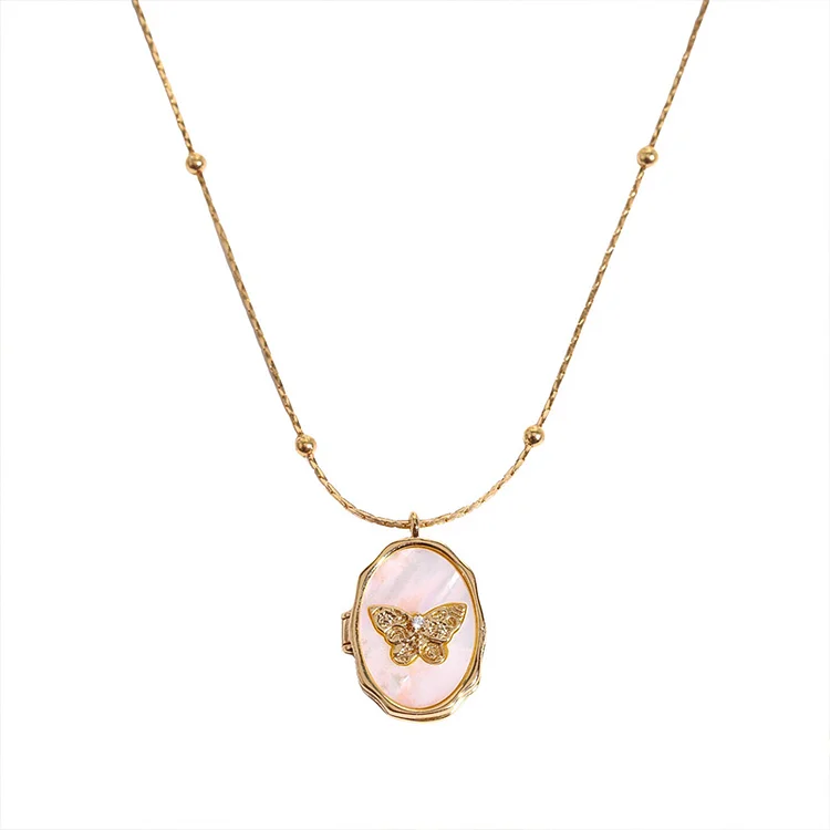 Butterfly shell opening and closing necklace