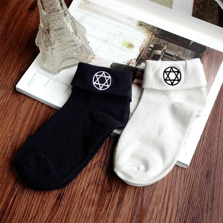 Black/White Pentagram Star Socks SP178953