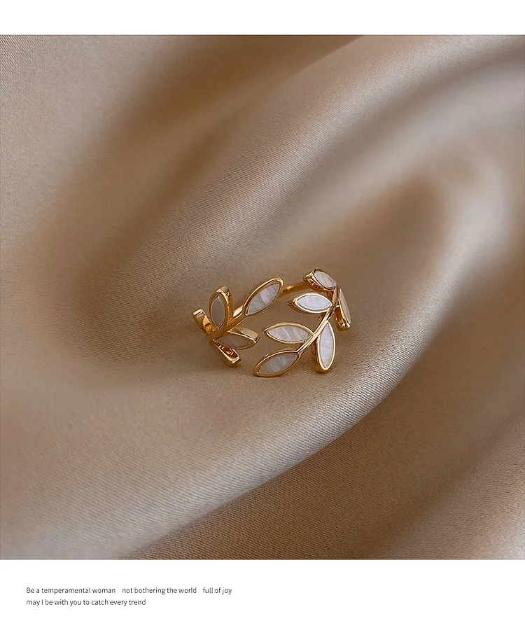 Delicate Simple Leaf Open Ring