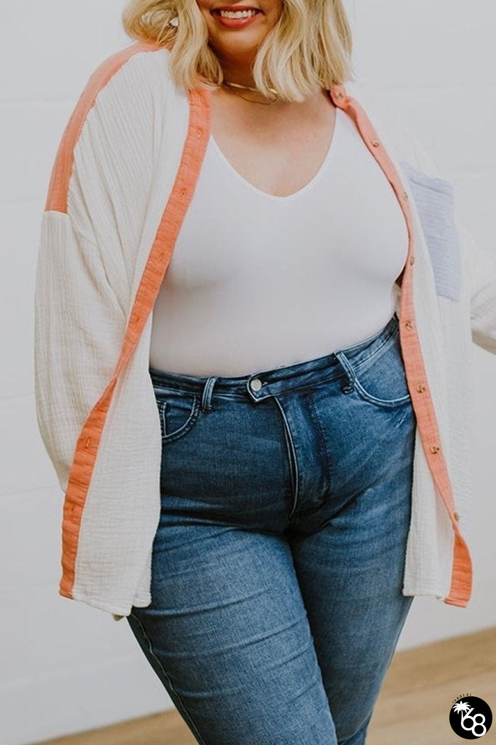 White Crinkle Colorblock Chest Pocket Plus Size Shirt | 168DEAL