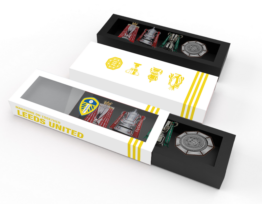 Leeds United  Trophy  Box