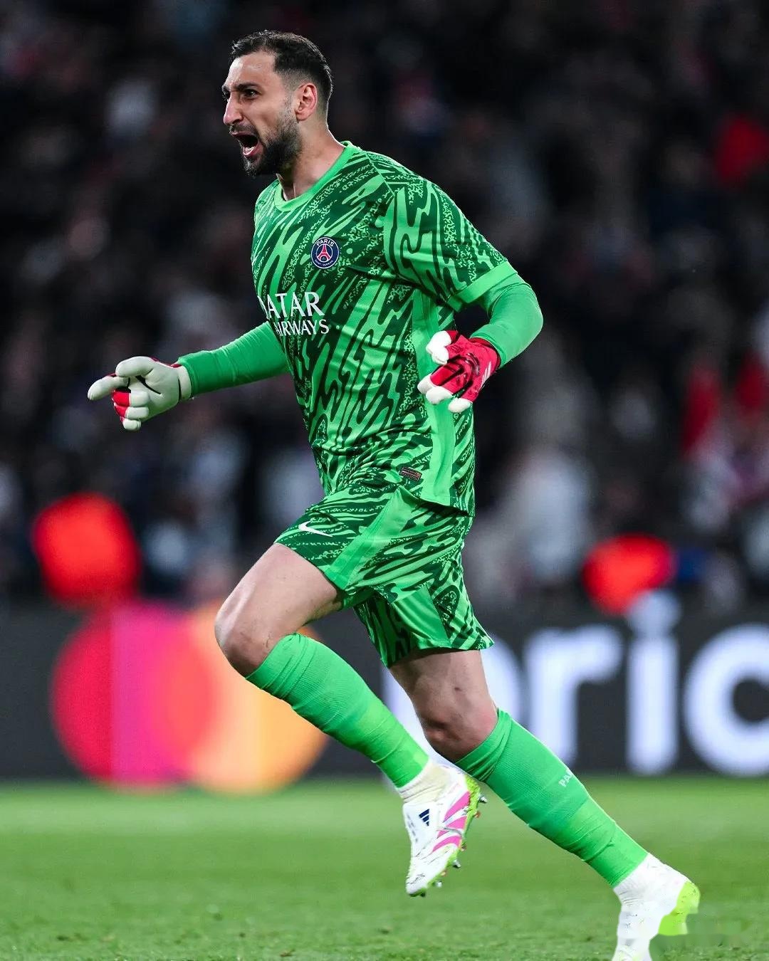 PSG’s Chevalier Shines in UEFA Super Cup Amid Donnarumma Exit Rumorsjersey|football shirt|football kit|football sportswear