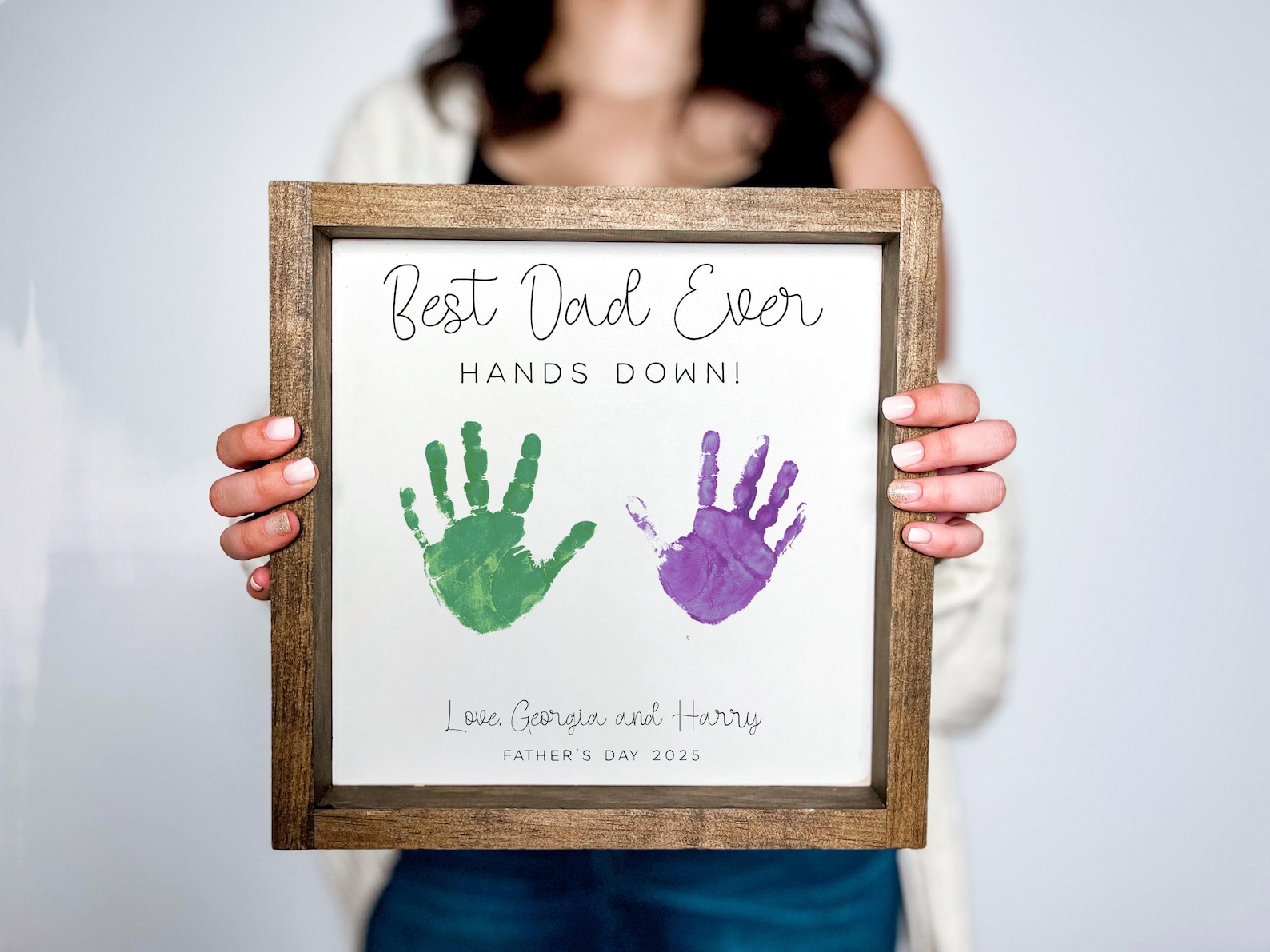DIY personalized handprint sign from kids