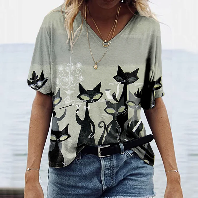 Vefave Cat Print V-Neck Casual T-Shirt