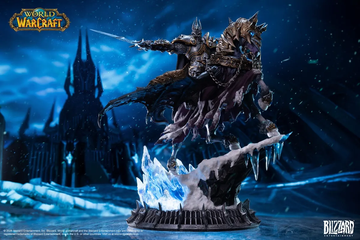 Blizzard Entertainment - World of Warcraft The Lich King x Invincible Collector's Grade Statue BLZ017 (Licensed)-
