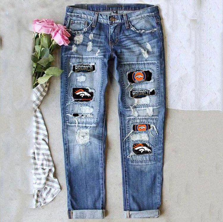 casual fashion perforated printed jeans