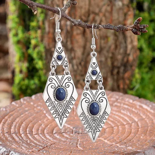 Retro Bohemian Turquoise Earrings Simple and Versatile Geometric Rhombus Metal Texture Earrings