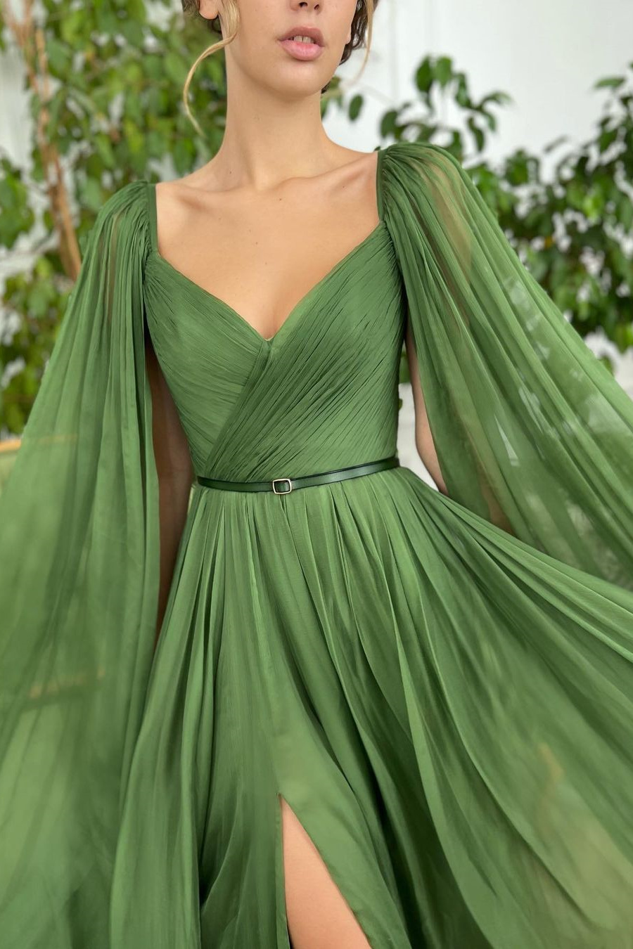Green Dramatic Puff Sleeves Side Slit Formal Dress