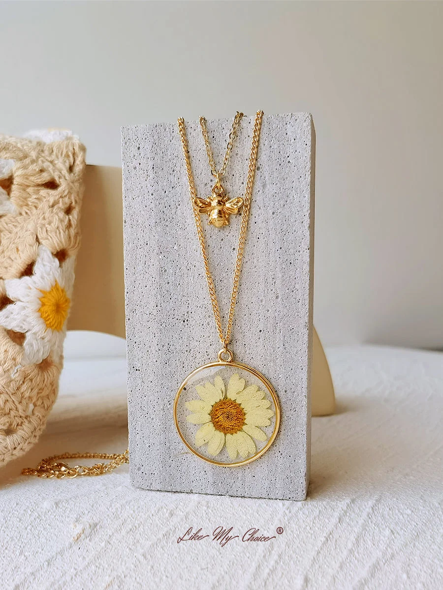LikeMyChoice® Pressed Flower Necklace - Natural Daisy&Bee