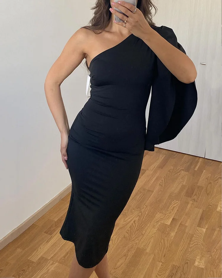 Elegant Solid Color One-Sleeve Dress