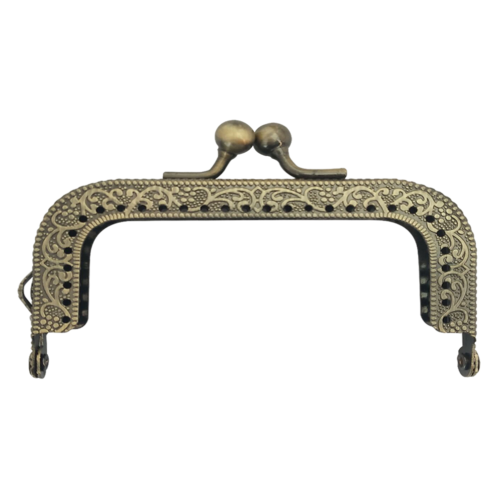 Beads Wallet Metal Handle Frame Embossed Square Clutch Clasp Lock, 10.5, 501 Original
Beads Wallet Metal Handle Frame Embossed Square Clutch Clasp Lock, 10.5, 501 Original