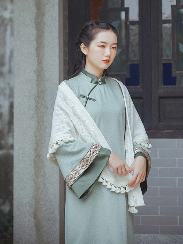Retro Oriental Charm Embroidered Full-Sleeve Cheongsam Dress