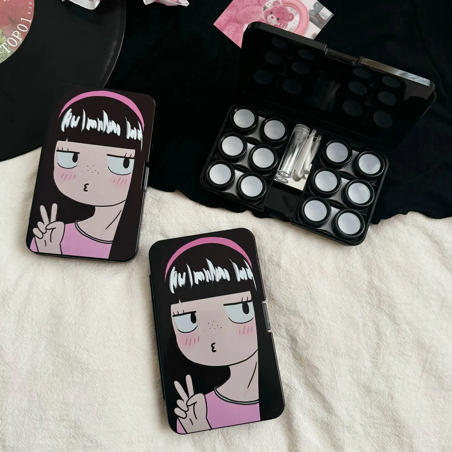 Sassy Girl Coloured Contact Lens Case