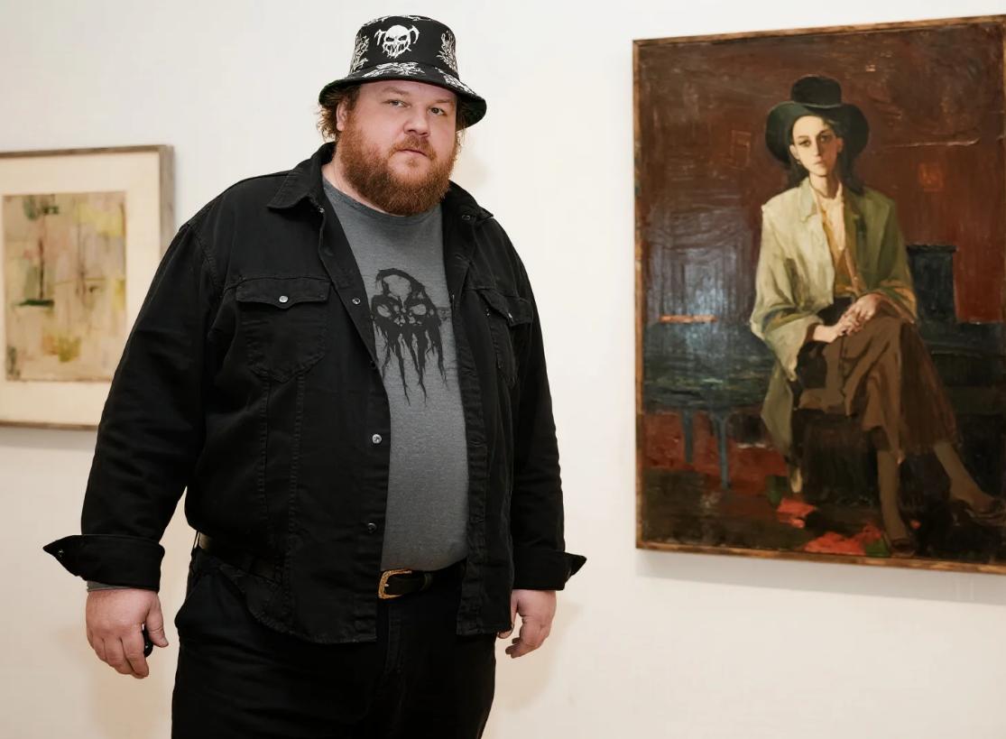 stylish Gothic hat for big and tall men