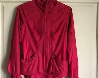 pornhint Pornhint Lululemon run pink jacket