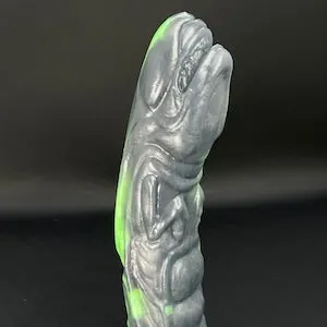pornhint Pornhint Xenomorph Alien Chest Burster Dildo