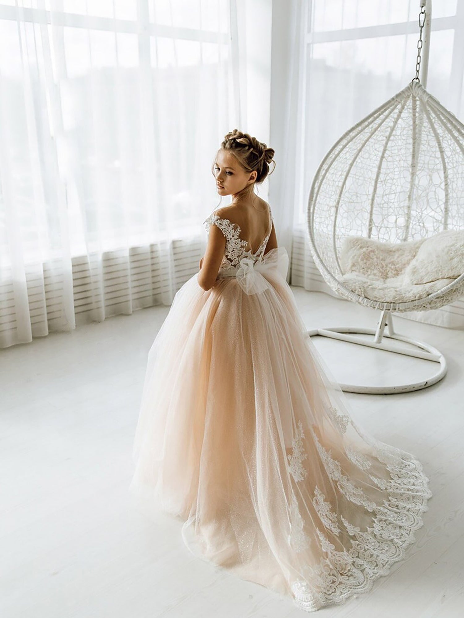 Bellasprom Ball Gown Sleeveless Open Back Boho Flower Girl Dresses Tulle with Bow Bellasprom