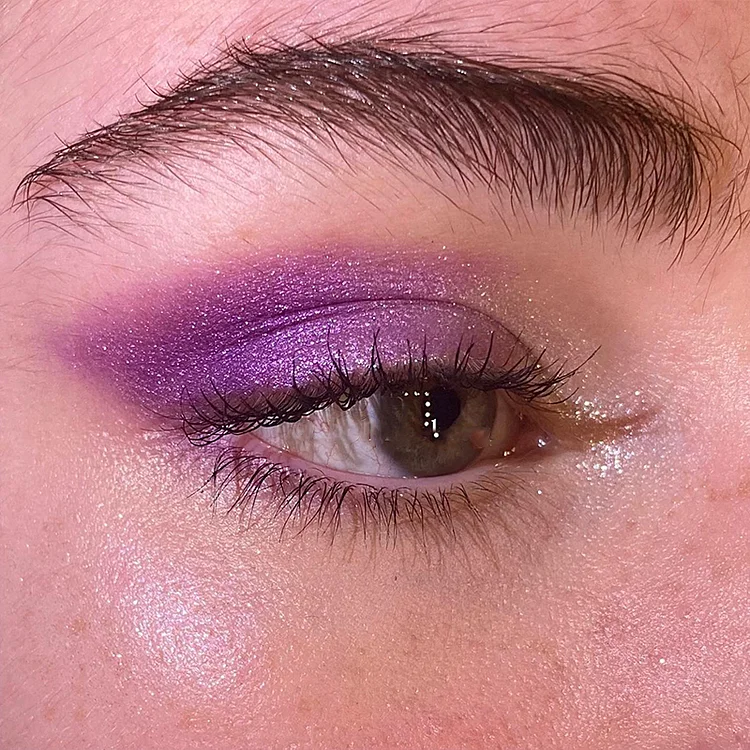 Aprileye Dive Into Your Heart Eyeshadow Palette