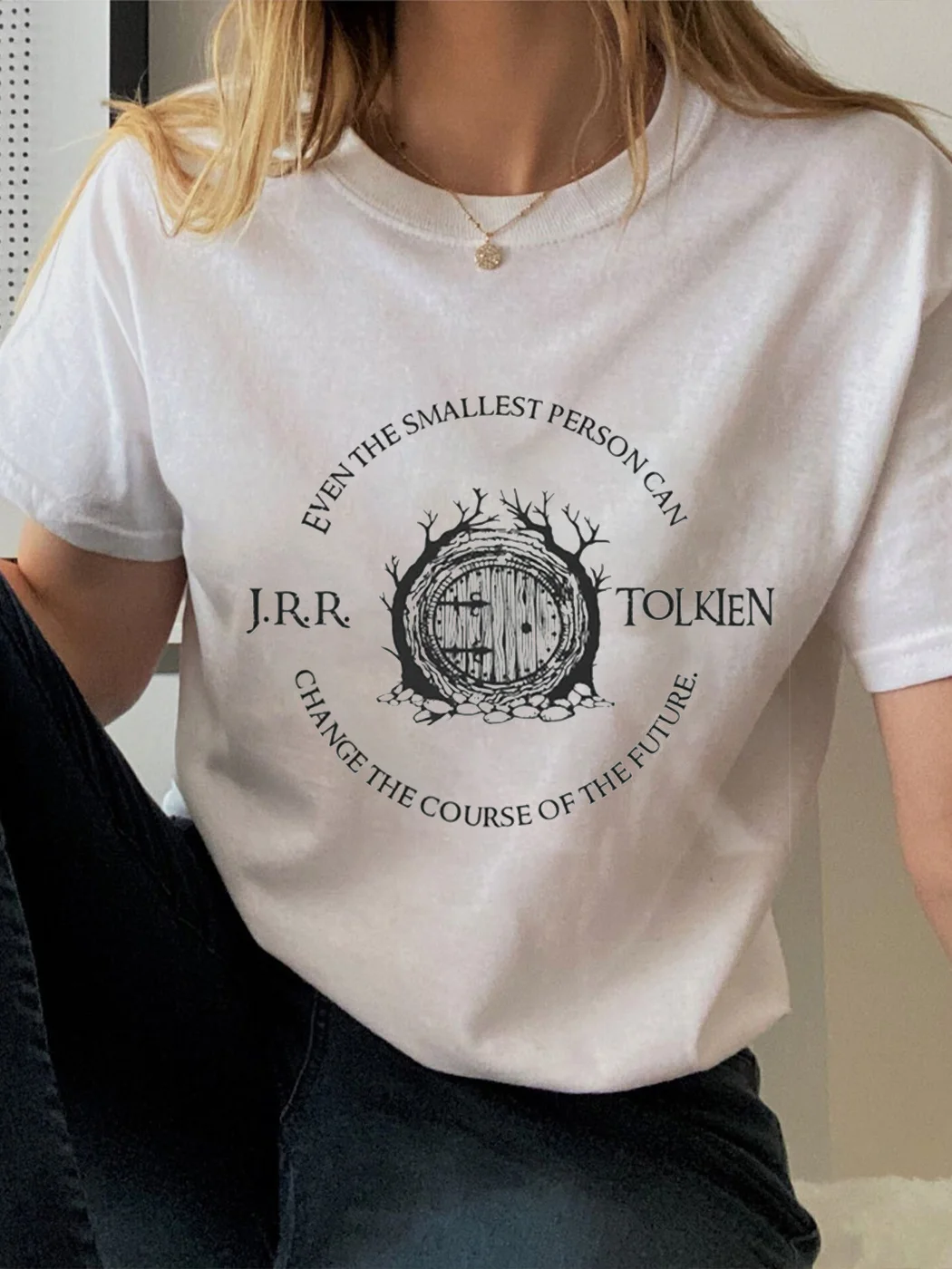 JRR Tolkien LOTR Fantasy Tshirt / DarkAcademias /Darkacademias