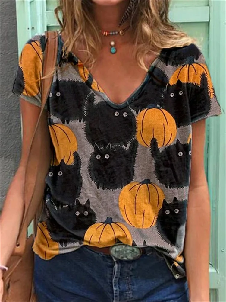 Lovely Fluffy Cats & Pumpkins V Neck T Shirt