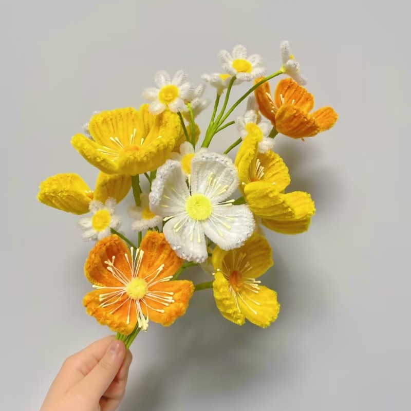 Diy Pipe Cleaners Kit - Honeysuckle Flower