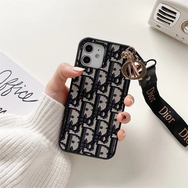 女性向け iphoneスマホケース レディース iphone13/13promax/12pro/7plus/8plusケース 華麗なる 刺繡 目を引き ケース ハイブランド アイフォン11/11promax/11pro/x/xs/7/8/se2 カバー 大人 金属 可愛い ストラップ