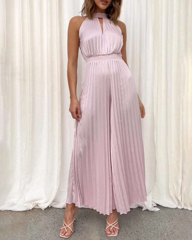 Fashion Halter Neck Solid Color Pleated Jumpsuit
