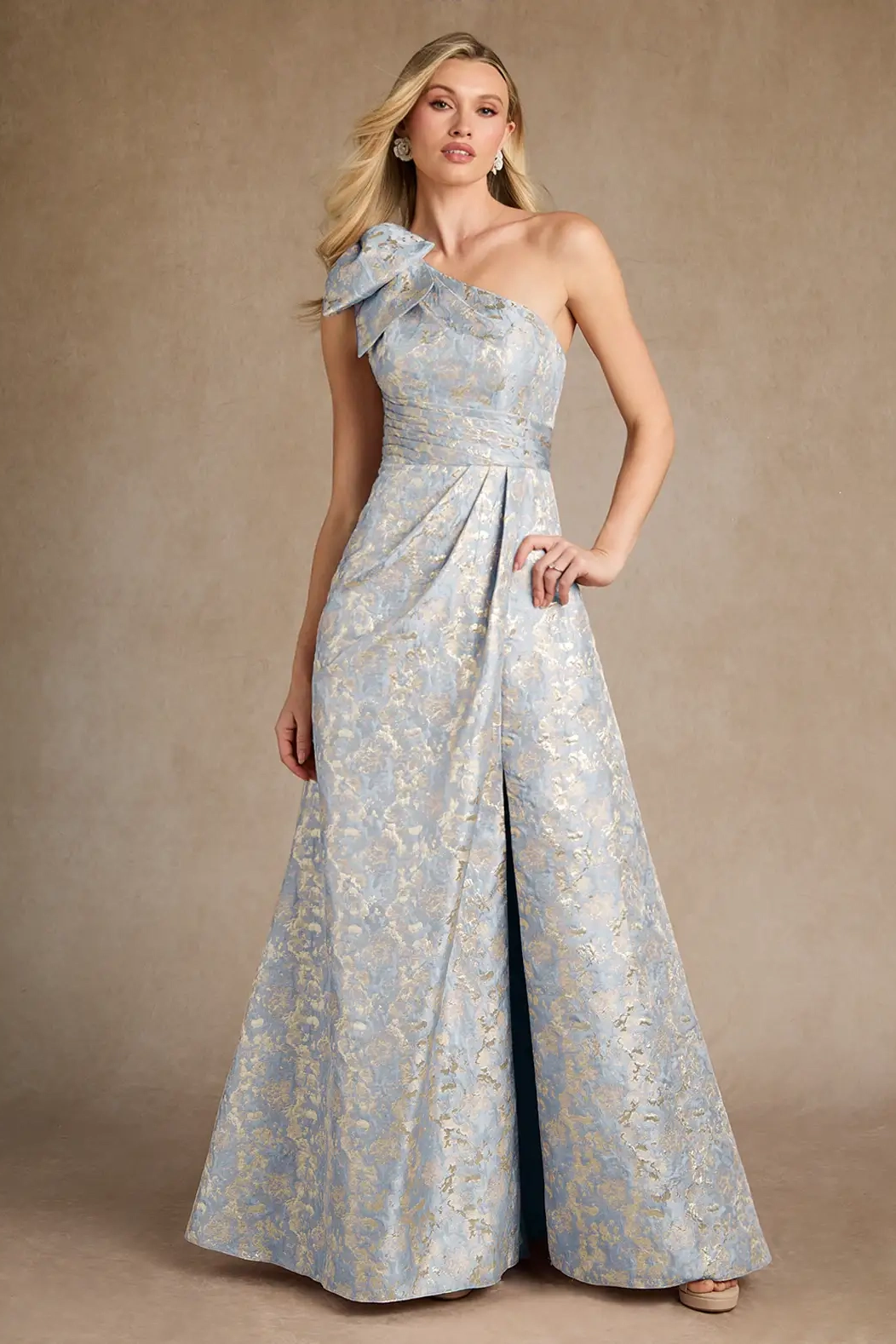 Daisda One-Shoulder Sleeveless Long A-Line Mother Of The Bride Dress With Pleated And Side Slit