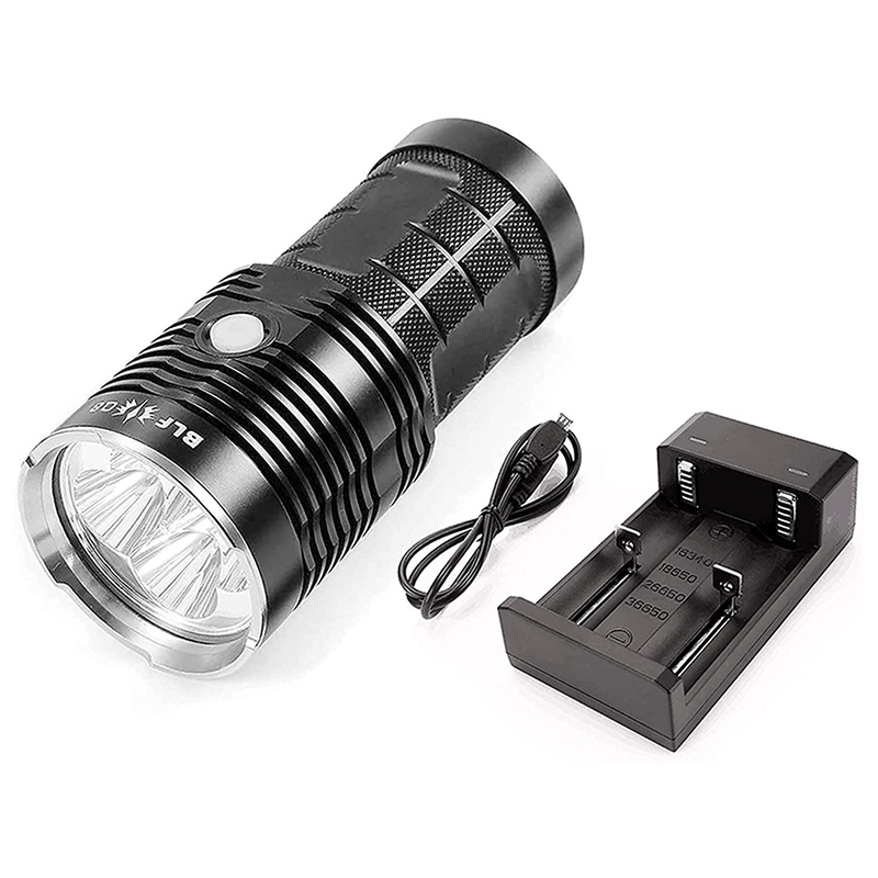 blf q8 flashlight