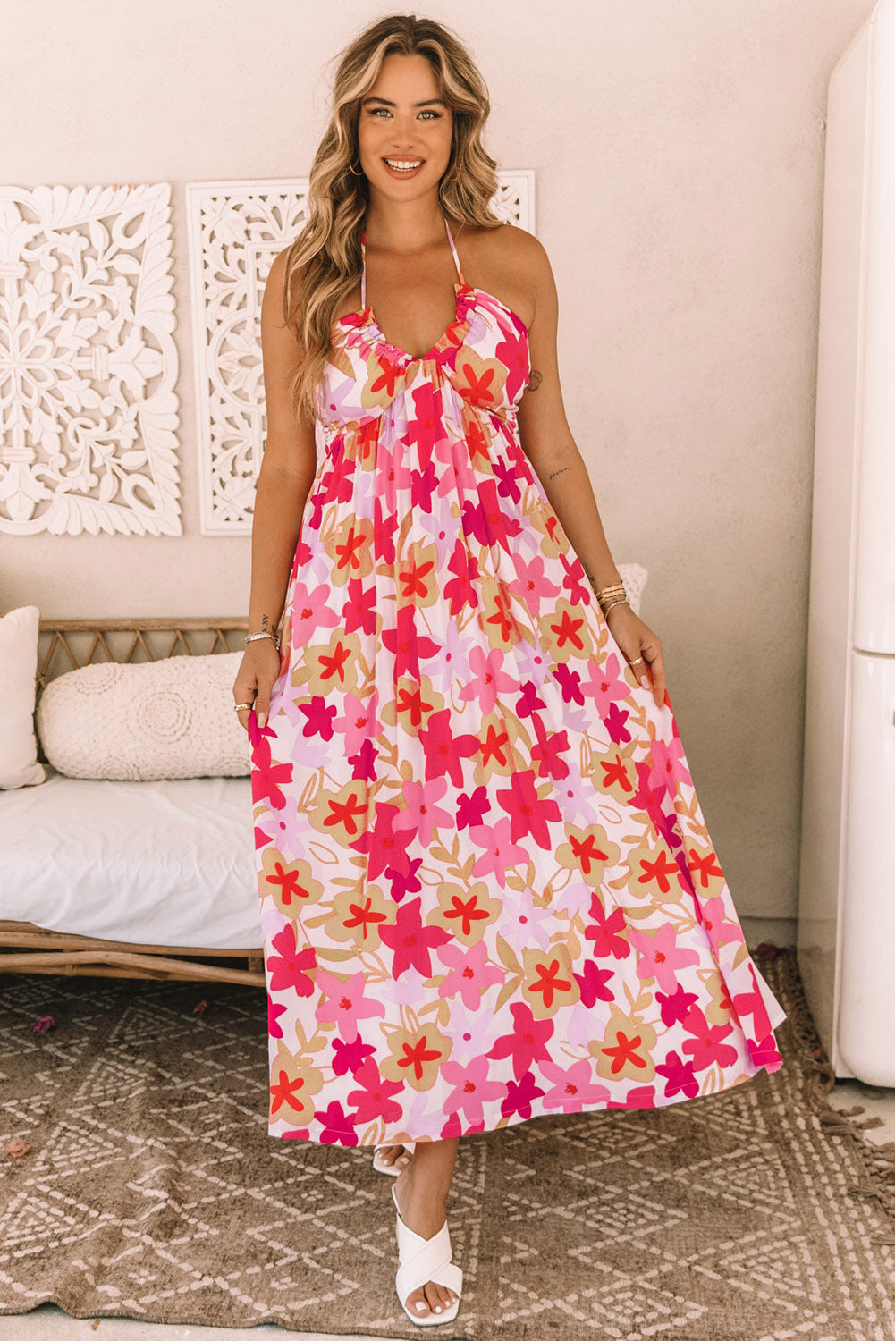Halter neck dress with flower  in Red