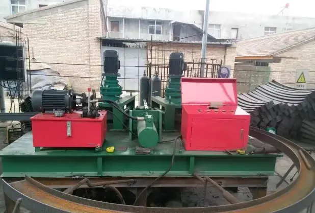 Foundations of Industrial Production- A Guide to Installing and Commissioning Small Hydraulic Balers