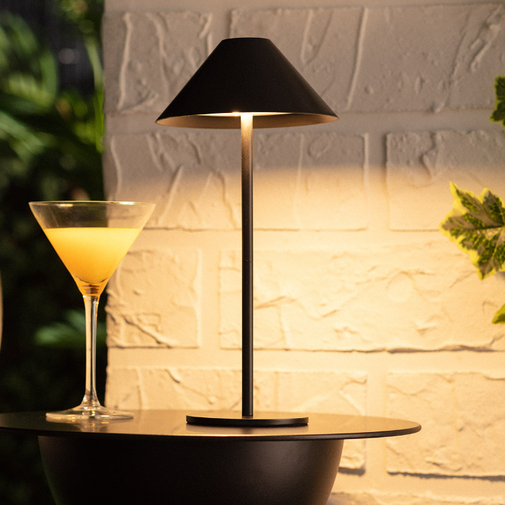 Minimalist Dimmable Touch Table Lamp - Waterproof & Rechargeable Outdoor Light