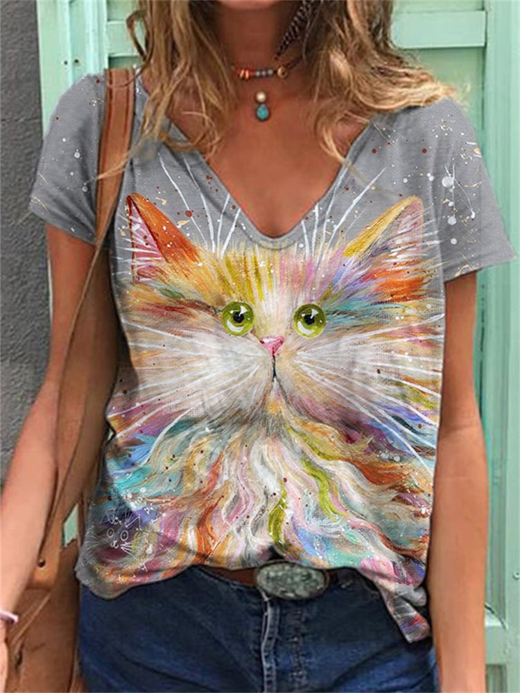 Comstylish Lovely Fuzzy Cat Art V Neck T Shirt