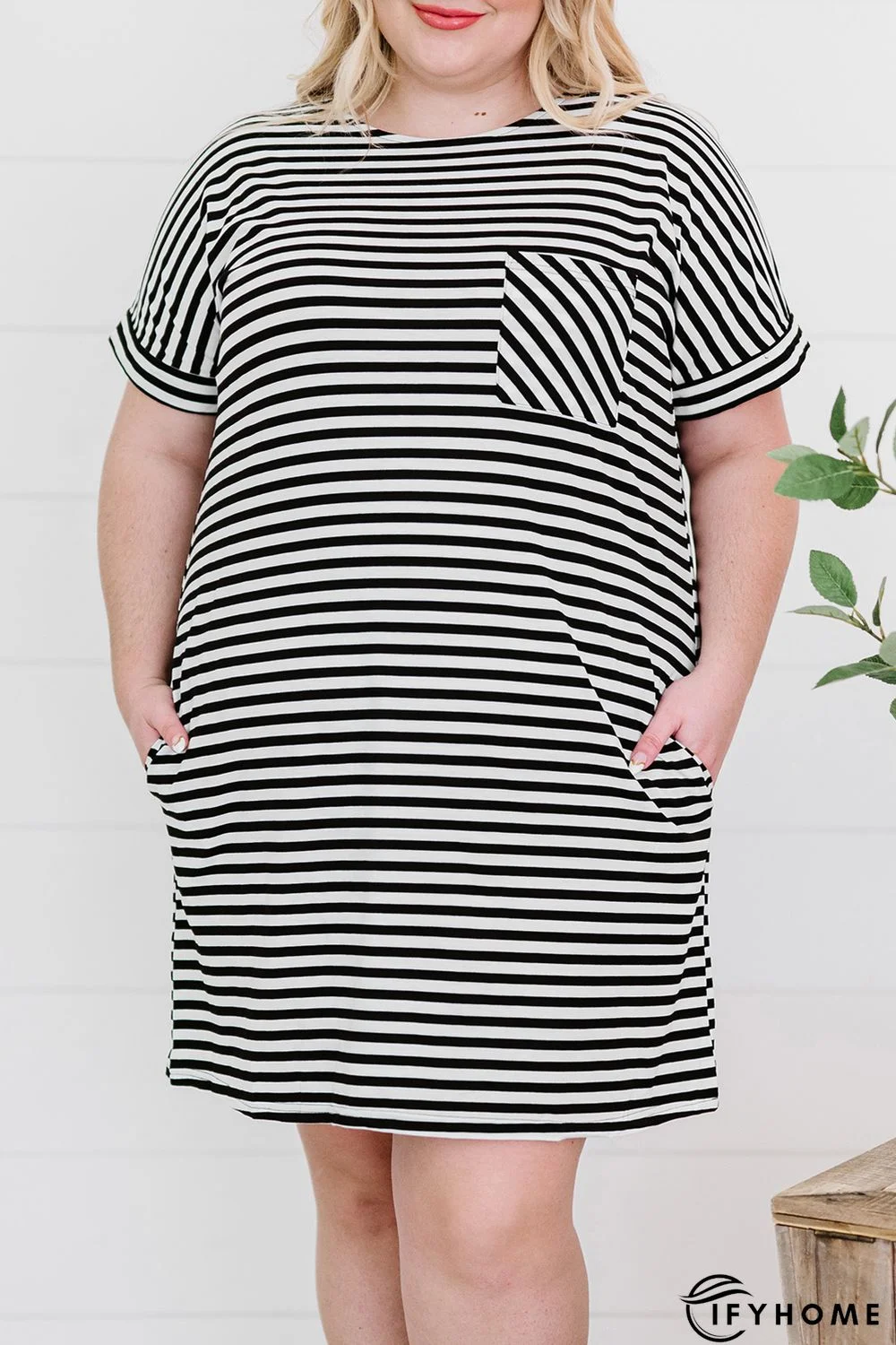 Black Plus size Striped Pocket T-shirt Dress | IFYHOME