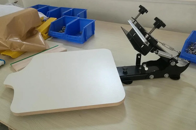 Table-board fixed single color screen printing machine