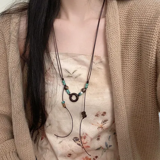Ethnic Style Wooden Moon Smiley Long Woolen Chain Fashion Retro Niche Elegant High-end All-match Necklace for Women