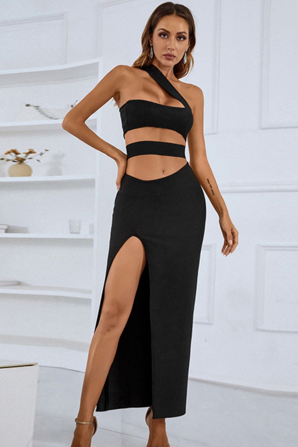 Sleeveless Power Shoulder Slitted Maxi Dress main image 0