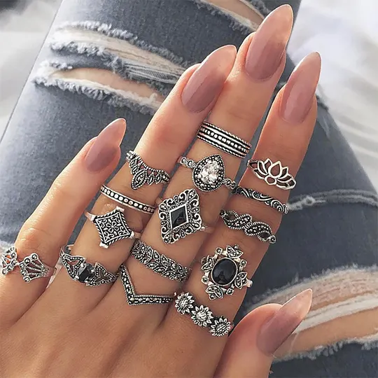 Bohemian Vintage Diamond Ring Set
