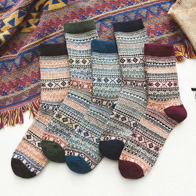 Christmas Warm Small Rhombus Ethnic Style Men's Mid-tube Wool Socks（five pairs）