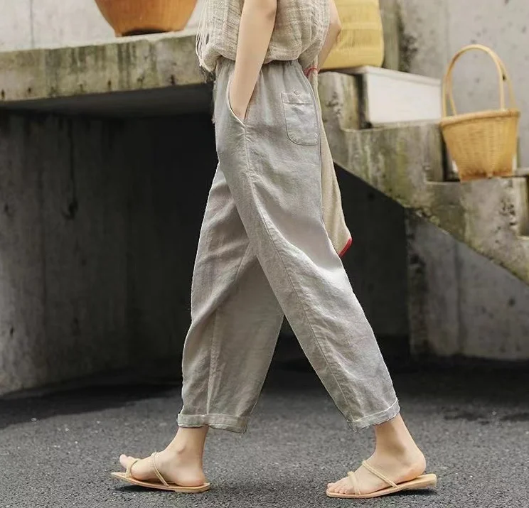 Loose Fitting Straight Cropped Harlan Pants.