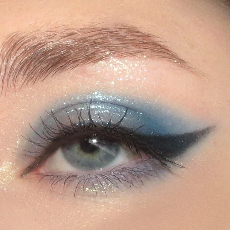 Aprileye Mysterious Mood Eyeshadow Palette