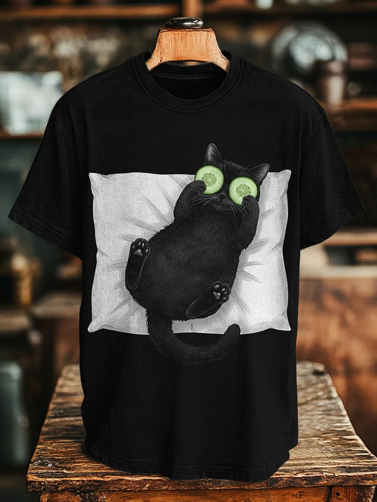 Men's Black Cat Cucumber Mask Vacation Art Print T-Shirt
