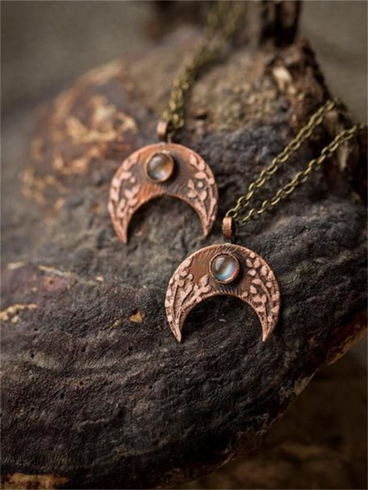 Vintage Moon Carved Natural Stone Necklace